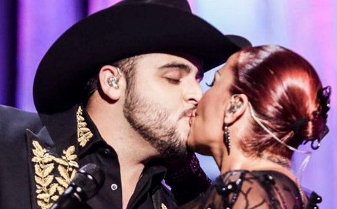 yo-amo-la-controversia-alejandra-guzmn-apoyando-a-gerardo-ortiz yo-amo-la-controversia-alejandra-guzmn-apoyando-a-gerardo-ortiz