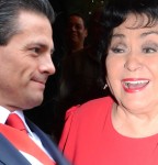 carmen-salinas-alaba-a-pea-nieto-por-su-apoyo-hacia-los-gays