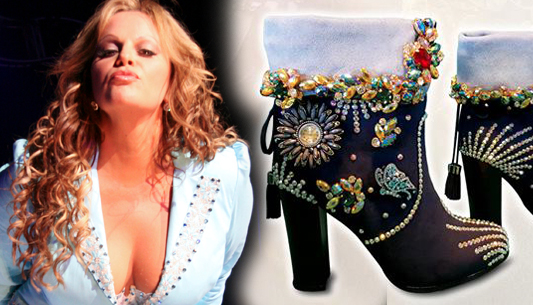 disney-se-asocia-con-jenni-rivera-para-disear-un-par-de-botas disney-se-asocia-con-jenni-rivera-para-disear-un-par-de-botas