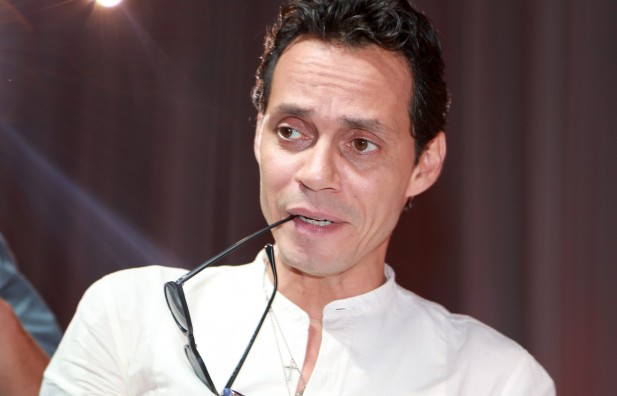 exmarinero-de-marc-anthony-pierde-un-dedo-y-lo-demanda exmarinero-de-marc-anthony-pierde-un-dedo-y-lo-demanda