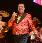 juan-gabriel-anuncia-gira-por-22-ciudades-de-estados-unidos