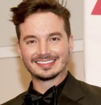 j-balvin-no-ocupa-guaruras-porque-confa-en-dios