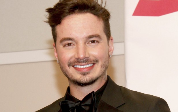 j-balvin-no-ocupa-guaruras-porque-confa-en-dios