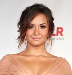 DEMILOVATOalmaAwards31-e1442349588490